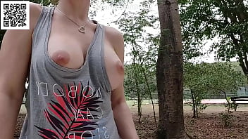 Walk without Panties and Mini Skirt in the Park