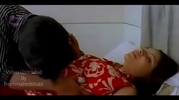 hot bhabi romance with devar trying to open her panty