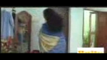 নায়িকা দেভিকার বড় দুধের গোসল mallu devika actress big tits shower