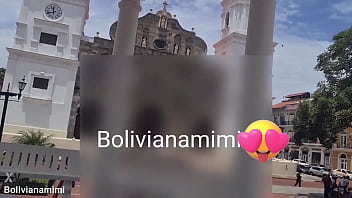 Paseando sin calzoncito en el centro historico de Panamá   Video completo en bolivianamimi.tv